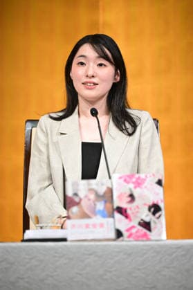 The 175th Akutagawa Prize winner Chito Kosagawa attends a press conference at the Imperial Hotel in Tokyo, Japan on July 15, 2026.  aflo_338092871