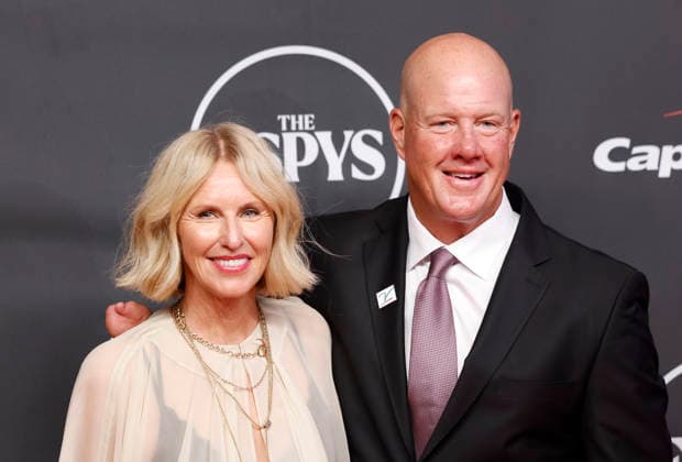 Dana Abbott and Jim Abbott arrive on the red carpet at the 2026 ESPY Awards at David H. Koch Theater at Lincoln Center on Wednesday, July 15, 2026 in New York City.  NYP20260715183 JOHNxANGELILLO