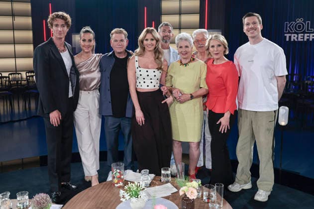 Daniel Donskoy, Charlotte Engelhardt, Peter Plate, Mareile Höppner, Micky Beisenherz, Martina & Moritz, Susan Link und Björn von Morgenstern bei der Aufzeichnung der WDR-Talkshow Kölner Treff im WDR Studio BS 3. Köln, 15.07.2026 *** Daniel Donskoy, Charlotte Engelhardt, Peter Plate, Mareile Höppner, Micky Beisenherz, Martina Moritz, Susan Link, and Björn von Morgenstern during the taping of the WDR talk show *Kölner Treff* at WDR Studio BS 3 in Cologne, July 15, 2026 Foto:xR.xSchmiegeltx xFuturexImagex koelner_treff1507_6701