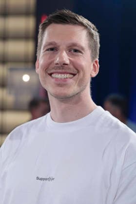 Björn von Morgenstern bei der Aufzeichnung der WDR-Talkshow Kölner Treff im WDR Studio BS 3. Köln, 15.07.2026 *** Björn von Morgenstern during the taping of the WDR talk show Kölner Treff at WDR Studio BS 3 in Cologne, July 15, 2026 Foto:xR.xSchmiegeltx xFuturexImagex koelner_treff1507_6708