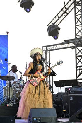 Fatoumata Diawara, a Malian singer, actress, and singer-songwriter, is performing on the Pinède Gould stage during the 65th Juan Jazz Festival on July 15, 2026. Since 1960, the Jazz à Juan Festival has welcomed the biggest names in jazz. Bruno Bebert Bestimage Fatoumata Diawara, a Malian singer, actress, and singer-songwriter, is on stage at the Pinède Gould during the 65th Jazz à Juan Festival on July 15, 2026. Since 1960, the Jazz à Juan Festival has welcomed the biggest names in jazz. Antibes, Juan-les-Pins, France  Copyright: xBrunoxBebertx xBestimagexBrunoxBebertx xBestimagex