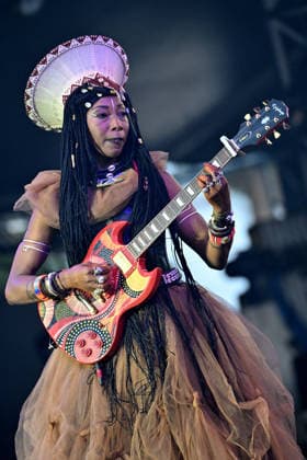 Fatoumata Diawara, a Malian singer, actress, and singer-songwriter, is performing on the Pinède Gould stage during the 65th Juan Jazz Festival on July 15, 2026. Since 1960, the Jazz à Juan Festival has welcomed the biggest names in jazz. Bruno Bebert Bestimage Fatoumata Diawara, a Malian singer, actress, and singer-songwriter, is on stage at the Pinède Gould during the 65th Jazz à Juan Festival on July 15, 2026. Since 1960, the Jazz à Juan Festival has welcomed the biggest names in jazz. Antibes, Juan-les-Pins, France  Copyright: xBrunoxBebertx xBestimagexBrunoxBebertx xBestimagex
