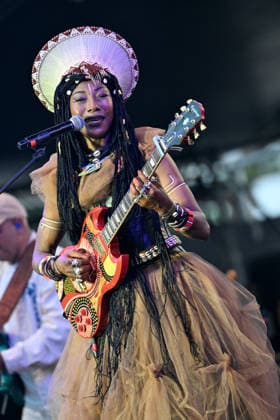 Fatoumata Diawara, a Malian singer, actress, and singer-songwriter, is performing on the Pinède Gould stage during the 65th Juan Jazz Festival on July 15, 2026. Since 1960, the Jazz à Juan Festival has welcomed the biggest names in jazz. Bruno Bebert Bestimage Fatoumata Diawara, a Malian singer, actress, and singer-songwriter, is on stage at the Pinède Gould during the 65th Jazz à Juan Festival on July 15, 2026. Since 1960, the Jazz à Juan Festival has welcomed the biggest names in jazz. Antibes, Juan-les-Pins, France  Copyright: xBrunoxBebertx xBestimagexBrunoxBebertx xBestimagex