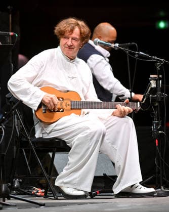 Goran Bregovic, a Bosnian composer and musician, along with his Orchestra of Weddings and Funerals, is performing on the stage at the Pinède Gould during the 65th Jazz Festival on July 15, 2026. Since 1960, the Jazz à Juan festival has welcomed the biggest names in jazz. Bruno Bebert Bestimage Goran Bregovic, a Bosnian composer and musician, with his Orchestra of Weddings and Funerals, is on stage at the Pinède Gould during the 65th Jazz Festival, on July 15, 2026. Since 1960, the Jazz à Juan festival has welcomed the biggest names in jazz. Antibes, Juan-les-Pins, France  Copyright: xBrunoxBebertx xBestimagexBrunoxBebertx xBestimagex