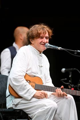 Goran Bregovic, a Bosnian composer and musician, along with his Orchestra of Weddings and Funerals, is performing on the stage at the Pinède Gould during the 65th Jazz Festival on July 15, 2026. Since 1960, the Jazz à Juan festival has welcomed the biggest names in jazz. Bruno Bebert Bestimage Goran Bregovic, a Bosnian composer and musician, with his Orchestra of Weddings and Funerals, is on stage at the Pinède Gould during the 65th Jazz Festival, on July 15, 2026. Since 1960, the Jazz à Juan festival has welcomed the biggest names in jazz. Antibes, Juan-les-Pins, France  Copyright: xBrunoxBebertx xBestimagexBrunoxBebertx xBestimagex