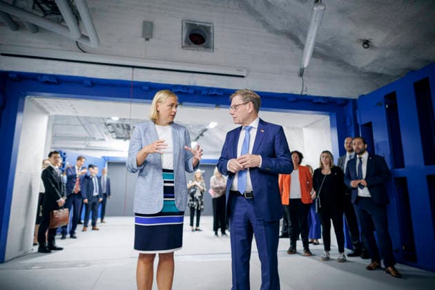 Johann Wadephul (CDU), Bundesaussenminister, und Elina Valtonen, Aussenministerin der Republik Finnland, besichtigen zusammen die Zivilschutzanlage Merihaka. Helsinki, 16.07.2026. Fotografiert im Auftrag des Auswaertigen Amtes Helsinki Finnland *** Johann Wadephul (CDU), Federal Minister of Foreign Affairs, and Elina Valtonen, Minister of Foreign Affairs of the Republic of Finland, tour the Merihaka civil defense facility in Helsinki together, July 16, 2026. Photographed on behalf of the Federal Foreign Office, Helsinki, Finland Copyright: xThomasxTrutschel AAx