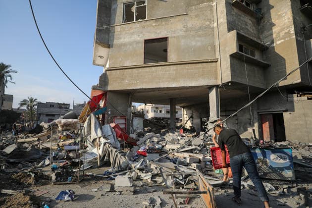 Israeli attacks continue in Gaza GAZA, PALESTINE - JULY 16 : A view destruction at the Nuseirat Refugee Camp as the Israeli army targeted civilian residential areas in Gaza, Palestine on July 16, 2026. Hassan Jedi Anadolu Gaza City Gaza. Editorial use only. Please get in touch for any other usage.  Copyright: x2026xAnadoluxHassanxJedix