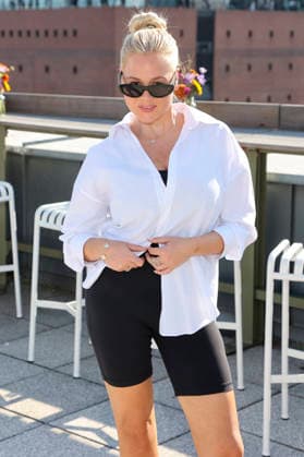 ABB DARNELL- Jo Wuensche Hamburger Fitness-Influencerin zu Gast bei der QVC x Bruce Darnell Kollektion Mode praesentation in der Sturmfreie Bude Elphiblickin Hamburg am 15.07.2026 Hamburg Deutschland *** ABB DARNELL Jo Wuensche, a fitness influencer from Hamburg, was a guest at the QVC x Bruce Darnell collection fashion presentation at Sturmfreie Bude Elphiblickin in Hamburg on July 15, 2026, in Hamburg, Germany