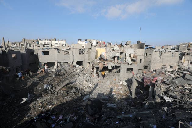 Palestinians inspect damage after Israeli strike in al-Bureij camp Palestinians inspect the damage after an Israeli airstrike targeted a house following an evacuation warning in the western area of al-Bureij refugee camp, in the central Gaza Strip, on July 16, 2026. The strike caused extensive damage to the targeted house and surrounding residential buildings. Photo by Moiz Salhi apaimages Nusairat Gaza Strip Palestinian Territory 160726_Bureij_MS_00(31) Copyright: xapaimagesxMoizxSalhixx xapaimagesx