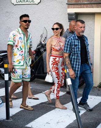 July 15, 2026, Taormina, Rome, Italy: Jennifer Lopez strolls through the streets of Taormina, July 15, 2026 Taormina Italy  - ZUMAa289 20260715_zia_a289_320 Copyright: xMichelexCutulix