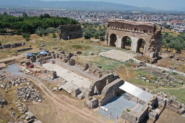 2,000-year-old Olympic pool unearthed in ancient city of Tralleis AYDIN, TURKIYE - JULY 16 : An aerial view of a swimming pool, considered to be one of the olympic pools of the era, has been unearthed during excavations carried out in the 2,000-year-old ancient city of Tralleis on July 16, 2026 in Aydin, Turkiye. Ferdi Uzun Anadolu Aydin Turkey. Editorial use only. Please get in touch for any other usage.  Copyright: x2026xAnadoluxFerdixUzunx