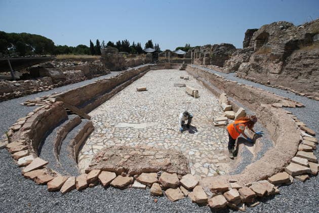 2,000-year-old Olympic pool unearthed in ancient city of Tralleis AYDIN, TURKIYE - JULY 16 : A view of a swimming pool, considered to be one of the olympic pools of the era, has been unearthed during excavations carried out in the 2,000-year-old ancient city of Tralleis on July 16, 2026 in Aydin, Turkiye. Ferdi Uzun Anadolu Aydin Turkey. Editorial use only. Please get in touch for any other usage.  Copyright: x2026xAnadoluxFerdixUzunx