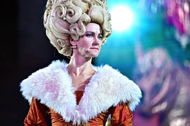 NIBELUNGEN FESTSPIELE. Schauspielerin Anna Martine Freeman während der Fotoprobe zu den Nibelungen Festspielen Die Hunnenkönigin am 15.07.2026 vor dem Kaiserdom Worms. 20260715MWI113263 *** NIBELUNGEN FESTIVAL Actress Anna Martine Freeman during the photo shoot for the Nibelungen Festival, *The Hun Queen*, on July 15, 2026, in front of the Imperial Cathedral in Worms 20260715MWI113263