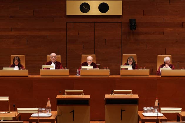 European Court Upholds Amnesty: The Court of Justice of the European Union (CJEU) issues a ruling on the Amnesty Law on July 16, 2026, in Luxembourg. The Grand Chamber of the Court of Justice of the European Union (CJEU) has upheld the Organic Amnesty Law (LOA) aimed at normalizing the situation in Catalonia, by establishing in two binding rulings that the law does not conflict with European Union law. The European Court of Justice has thus responded to two of the four preliminary rulings that the courts referred to Luxembourg due to their doubts regarding the law’s compatibility with EU rules—two cases in which the Advocate General, in his in November, had ruled out the possibility of a self-amnesty or that it would affect the EU’s financ  Copyright: xJulienxWarnandx xBelgax xEuropax 7667483