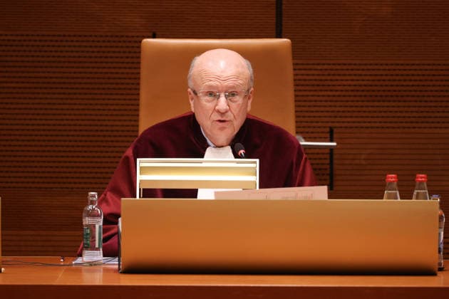 European Court Upholds Amnesty: The President of the Court of Justice of the European Union (CJEU), Koen Lenaerts, reads the ruling on the Amnesty Law on July 16, 2026, in Luxembourg. The Grand Chamber of the Court of Justice of the European Union (CJEU) has upheld the Organic Amnesty Law (LOA) aimed at normalizing the situation in Catalonia, by establishing in two binding rulings that the law does not conflict with European Union law. The European Court of Justice is thus responding to two of the four preliminary rulings that the courts referred to Luxembourg due to their doubts about the law’s compatibility with EU rules—two cases regarding which the Advocate General, in his in November, had ruled out the possibility of a self-amnesty or  Copyright: xJulienxWarnandx xBelgax xEuropax 7667497