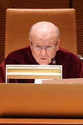 European Court Upholds Amnesty: The President of the Court of Justice of the European Union (CJEU), Koen Lenaerts, reads the ruling on the Amnesty Law on July 16, 2026, in Luxembourg. The Grand Chamber of the Court of Justice of the European Union (CJEU) has upheld the Organic Amnesty Law (LOA) aimed at normalizing the situation in Catalonia, by establishing in two binding rulings that the law does not conflict with European Union law. The European Court of Justice is thus responding to two of the four preliminary rulings that the courts referred to Luxembourg due to their doubts about the law’s compatibility with EU rules—two cases regarding which the Advocate General, in his in November, had ruled out the possibility of a self-amnesty or  Copyright: xJulienxWarnandx xBelgax xEuropax 7667498