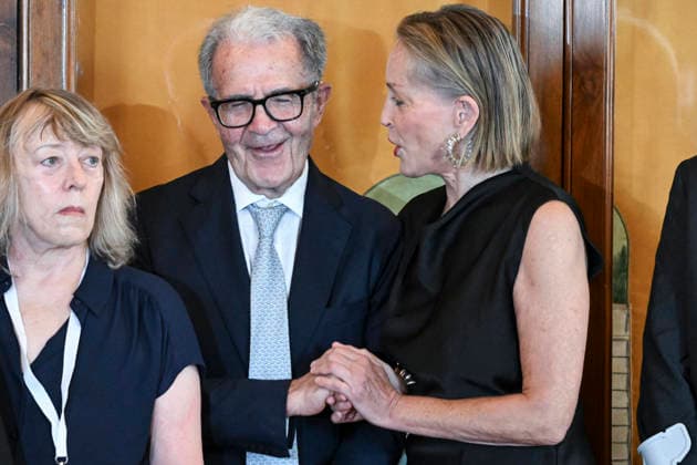 July 16, 2026, Rome, Italy: US actress Sharon Stone (R) with former Italian Premier Romano Prodi (L) during the last day of 2026 Global Nobel Laureates Assembly in Rome, Italy, 16 July 2026. ANSA RICCARDO ANTIMIANI. Rome Italy  - ZUMAa110 20260716_zaf_a110_014 Copyright: xRiccardoxAntimianix