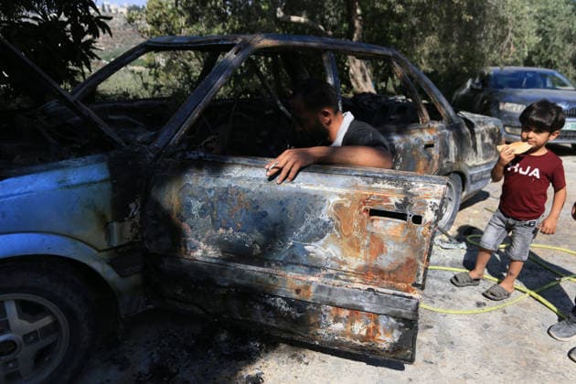 Palestinians inspect vehicles burned in suspected settler attack near Nablus Palestinians inspect a burned car and tractor after they were set on fire by Jewish settlers in the village of Ramin, west of the West Bank city of Nablus, on July 16, 2026. Photo by Mohammed Nasser apaimages Nablus West Bank Palestinian Territory 160726_Nablus_MN_00(4) Copyright: xapaimagesxMohammedxNasserx xapaimagesx