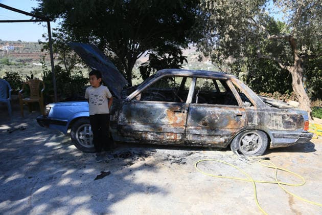 Palestinians inspect vehicles burned in suspected settler attack near Nablus Palestinians inspect a burned car and tractor after they were set on fire by Jewish settlers in the village of Ramin, west of the West Bank city of Nablus, on July 16, 2026. Photo by Mohammed Nasser apaimages Nablus West Bank Palestinian Territory 160726_Nablus_MN_00(2) Copyright: xapaimagesxMohammedxNasserx xapaimagesx