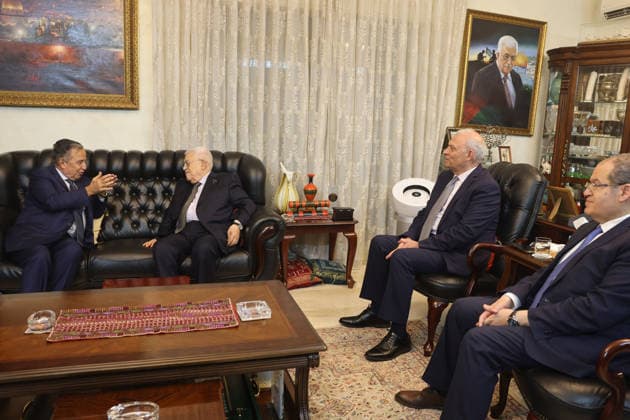 Palestinian President meets Arab League Secretary-General in Amman Palestinian President Mahmoud Abbas meets with Nabil Fahmy, Secretary-General of the League of Arab States, in Amman, Jordan, on July 16, 2026. Photo by Thaer Ganaim apaimages Ramallah West Bank Palestinian Territory 160726_Jordan_PPO_00(3) Copyright: xapaimagesxThaerxGanaimx xapaimagesx