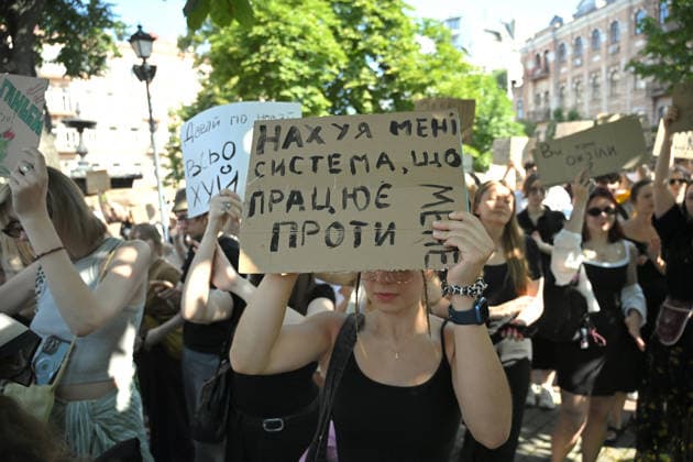 Activists hold placards during a rally against the dismissal of Ukrainian Defence Minister Mykhailo Fedorov, Kyiv, Ukraine, July 16, 2026. On July 14, the Ukrainian Parliament supported the resignation of Prime Minister Yuliia Svyrydenko, leading to the resignation of the Cabinet of Ministers. (Photo by Yevhen Kotenko Ukrinform) Protest action against dismissal of Ukrainian Defence Minister Mykhailo Fedorov in Kyiv  Copyright: xYevhenxKotenkox
