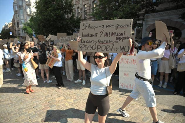 Activists hold placards during a rally against the dismissal of Ukrainian Defence Minister Mykhailo Fedorov, Kyiv, Ukraine, July 16, 2026. On July 14, the Ukrainian Parliament supported the resignation of Prime Minister Yuliia Svyrydenko, leading to the resignation of the Cabinet of Ministers. (Photo by Yevhen Kotenko Ukrinform) Protest action against dismissal of Ukrainian Defence Minister Mykhailo Fedorov in Kyiv  Copyright: xYevhenxKotenkox