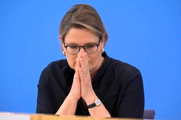 ABB BPK- Dr. Stefanie Hubig Bundesministerin der Justiz Verbraucherschutz Vorstellung des Aktionsplans zur Bekaempfung von Steuer- und Finanzkriminalitaet auf der BPK Bundespressekonferenz am 16.07.2026 in Berlin Berlin Deutschland *** ABB BPK Dr. Stefanie Hubig, Federal Minister of Justice and Consumer Protection, presented the action plan to combat tax and financial crime at the BPK Federal Press Conference on July 16, 2026, in Berlin, Germany