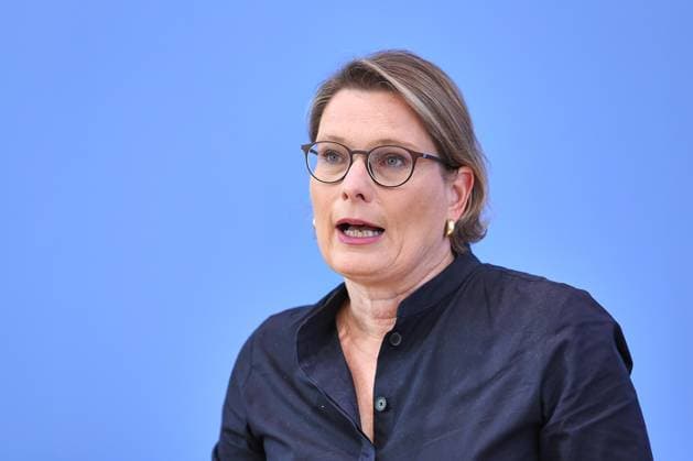 Berlin, Deutschland, 16.07.2026: Bundespressekonferenz: Vorstellung des Aktionsplans zur Bekämpfung von Steuer- und Finanzkriminalität: Bundesministerin der Justiz und für Verbraucherschutz Stefanie Hubig (SPD) *** Berlin, Germany, July 16, 2026 Federal Press Conference: Presentation of the Action Plan to Combat Tax and Financial Crime Stefanie Hubig, Federal Minister of Justice and Consumer Protection (SPD) Copyright: xdtsxNachrichtenagenturx dts_127854