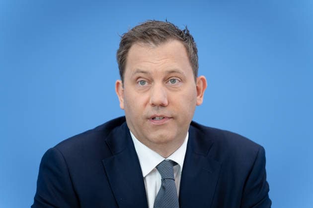 Lars Klingbeil Berlin, BPK, Vorstellung Aktionsplan zur Bekämpfung von Steuer- und Finanzkriminalität, Lars Klingbeil, Bundesfinanzminister, Vizekanzler Berlin Berlin GER *** Lars Klingbeil, Berlin, BPK, Presentation of the Action Plan to Combat Tax and Financial Crime, Lars Klingbeil, Federal Minister of Finance, Vice Chancellor, Berlin, Berlin, GER