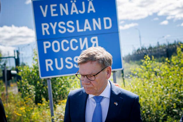 Johann Wadephul (CDU), Bundesaussenminister, aufgenommen am Grenzuebergang Vaalimaa an der Aussengrenze der Nordatlantikvertragsorganisation (North Atlantic Treaty Organisation, NATO). Vaalimaa, 16.07.2026. Fotografiert im Auftrag des Auswaertigen Amtes Vaalimaa Finnland *** Johann Wadephul, CDU, Federal Minister of Foreign Affairs, photographed at the Vaalimaa border crossing on the external border of the North Atlantic Treaty Organization (NATO), Vaalimaa, July 16, 2026 Photographed on behalf of the Federal Foreign Office, Vaalimaa, Finland Copyright: xThomasxTrutschel AAx