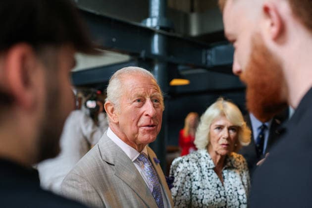 Britain s King Charles and Queen Camilla visits Blandford Forum in Dorset Britain s King Charles talks with employees of Hall and Woodhouse Badger Brewery, as they mark the start of the brewery s 250th anniversary celebrations in Blandford Forum, Dorset, Britain, July 16, 2026., Credit:Avalon.red PA ROTA - B68 Avalon UNITED KINGDOM, Dorset  Copyright: xAvalon.redx xPAxROTAx-xB68x xAvalonx 1116845912