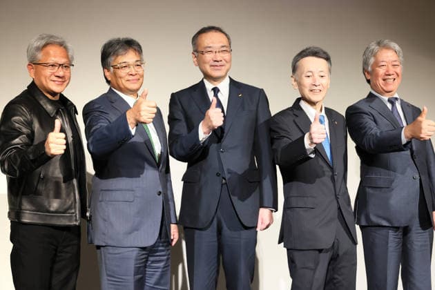 July 16, 2026, Tokyo, Japan - (L-R) American AI chip maker Nvidia founfer and CEO Jensen Huang, Japan s computer giant Fujitsu president Takahito Tokita, robotics company Fanuc president Kenji Yamaguchi, robotics company Yaskawa Electric vice chairman Masahiro Ogawa and Kawasaki Heavy Industries president Yasuhiko Hashimoto pose for photo as they announce Japanese robotics companies begin business collaboration with Fujitsu and Nvidia in the field of the physical AI at a press conference in Tokyo on Thursday, July 16, 2026. (photo by Yoshio Tsunoda AFLO)  aflo_338196644