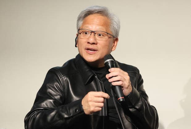 July 16, 2026, Tokyo, Japan - American AI chip maker NVIDIA founfer and CEO Jensen Huang speaks at a press conference as Japanese three robotics companies, Fanuc, Yaskawa Electric and Kawasaki Heavy Industries begin business collaboration with Nvidia and computer giant Fujitsu in the field of the physical AI in Tokyo on Thursday, July 16, 2026. (photo by Yoshio Tsunoda AFLO)  aflo_338196689