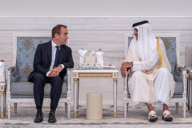 PM Lecornu Meets Emir of Qatar - Doha Emir of Qatar Sheikh Tamim bin Hamad Al Thani receives French Prime Minister Sebastien Lecornu (left), who presents his condolences after the passing of Sheikh Tamim’s father, the late Emir Sheikh Hamad bin Khalifa Al Thani, at Lusail Palace, in Doha, Qatar, on July 15, 2026. Photo by Balkis Press ABACAPRESS.COM Doha Qatar  Copyright: xBalkisxPress ABACAx