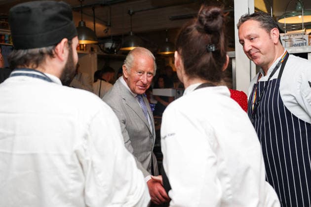 . 16 07 2026. Blandford Forum, United Kingdom. King Charles III and Queen Camilla during a visit to the Hall and Woodhouse Badger Brewery in Blandford Forum, Dorset, United Kingdom.  xPoolx xi-Imagesx IIM-26908-0009