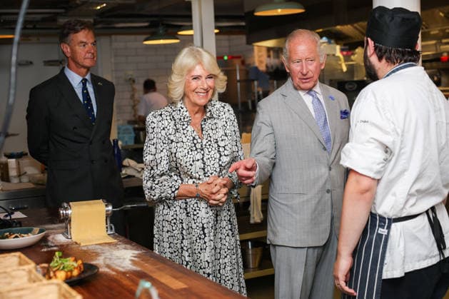 . 16 07 2026. Blandford Forum, United Kingdom. King Charles III and Queen Camilla during a visit to the Hall and Woodhouse Badger Brewery in Blandford Forum, Dorset, United Kingdom.  xPoolx xi-Imagesx IIM-26908-0011