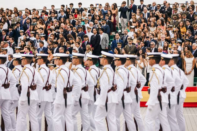 Felipe VI presides over the oath-taking ceremony before the flag and the presentation of royal commissions at the Naval Military Academy in Marín, Pontevedra. A parade took place during the solemn ceremony in which the new class of Navy officers took their oath or pledge before the flag and received their royal commissions, on July 16, 2026, in Marín, Pontevedra, Galicia, Spain. This traditional military and institutional ceremony, held in the parade ground of the Naval Academy to coincide with the feast day of Our Lady of Mount Carmel—patron saint of seafarers and the Navy— is presided over by His Majesty King Felipe VI to award decorations to the most outstanding cadets and welcome the new officers to the ranks of the General Corps, Mari  Copyright: xBeatrizxCiscarx 7668307