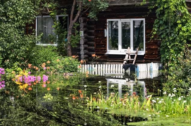 Russia Floods 9206507 16.07.2026 A view shows a flooded house after heavy rains caused rivers to rise in the Irbitsky District of Sverdlovsk Region, Russia. Irina Semenova Sputnik Sverdlovsk Oblast Region Russia  Copyright: xIrinaxSemenovax