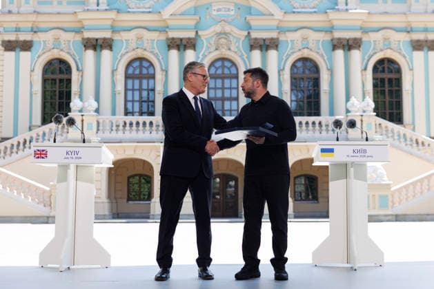 Prime Minister Keir Starmer visits Ukraine 16 07 2026. Ukraine. British Prime Minister Keir Starmer is awarded the Order of Freedom honour, which is the highest award for a foreign person in Ukraine, by Ukrainian President Volodymyr Zelenskyy, as he visits Kyiv., Credit:Simon Dawson No 10 Downing Street B66 Avalon Ukraine, Kyiv  Copyright: xSimonxDawsonx xNox10xDowningxStreetx xB66x xAvalonx 1116863533