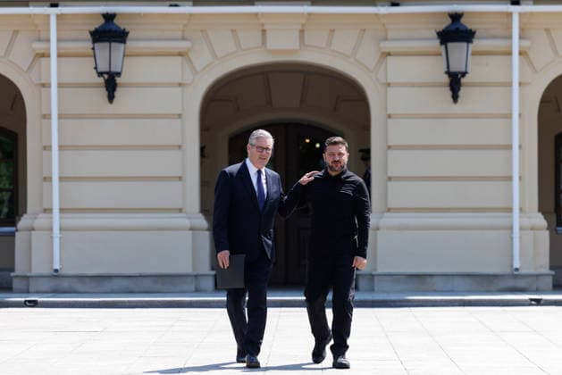 Prime Minister Keir Starmer visits Ukraine 16 07 2026. Ukraine. Prime Minister Keir Starmer meets Ukrainian President Volodymyr Zelenskyy as he visits Kyiv., Credit:Simon Dawson No 10 Downing Street B66 Avalon Ukraine, Kyiv  Copyright: xSimonxDawsonx xNox10xDowningxStreetx xB66x xAvalonx 1116863606