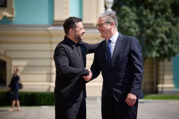 Zelenskyy meets British Prime Minister Starmer in Kyiv Ukrainian President Volodymyr Zelenskyy meets with British Prime Minister Keir Starmer in Kyiv, Ukraine, on July 16, 2026. The two leaders discussed continued British support for Ukraine. Photo by PRESIDENT OF UKRAINE apaimages Ukraine Ukraine Ukraine 160726_Ukraine_UPO_00(9).jpeg Copyright: xapaimagesxPRESIDENTxOFxUKRAINEx xapaimagesx