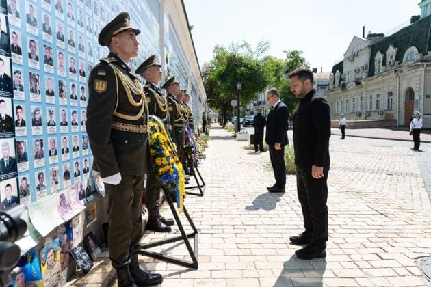 Zelenskyy meets British Prime Minister Starmer in Kyiv Ukrainian President Volodymyr Zelenskyy meets with British Prime Minister Keir Starmer in Kyiv, Ukraine, on July 16, 2026. The two leaders discussed continued British support for Ukraine. Photo by PRESIDENT OF UKRAINE apaimages Ukraine Ukraine Ukraine 160726_Ukraine_UPO_00(6).jpeg Copyright: xapaimagesxPRESIDENTxOFxUKRAINEx xapaimagesx