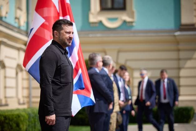 Zelenskyy meets British Prime Minister Starmer in Kyiv Ukrainian President Volodymyr Zelenskyy meets with British Prime Minister Keir Starmer in Kyiv, Ukraine, on July 16, 2026. The two leaders discussed continued British support for Ukraine. Photo by PRESIDENT OF UKRAINE apaimages Ukraine Ukraine Ukraine 160726_Ukraine_UPO_00(14).jpeg Copyright: xapaimagesxPRESIDENTxOFxUKRAINEx xapaimagesx