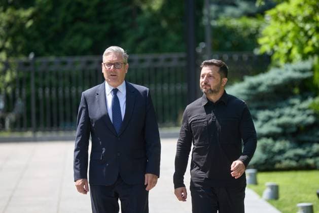 Zelenskyy meets British Prime Minister Starmer in Kyiv Ukrainian President Volodymyr Zelenskyy meets with British Prime Minister Keir Starmer in Kyiv, Ukraine, on July 16, 2026. The two leaders discussed continued British support for Ukraine. Photo by PRESIDENT OF UKRAINE apaimages Ukraine Ukraine Ukraine 160726_Ukraine_UPO_00(40).jpeg Copyright: xapaimagesxPRESIDENTxOFxUKRAINEx xapaimagesx