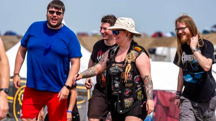 Autakt Dong Open Air 2026 ** NUR FÜR REDAKTIONELLE ZWECKE ** EDITORIAL USE ONLY **<p>Metallfans befinden sich am 16.7.2026 auf der Halde, Norddeutschland in Neukirchen-Vluyn. Es wird das diesjährige Musikfestival veranstaltet. Foto : Arnulf Stoffel Funke Foto Services < p> Buntes Deutschland NRW Neukirchen-Vluyn Copyright: ArnulfxStoffel *** Autakt Dong Open Air 2026 ** FOR EDITORIAL PURPOSES ONLY ** EDITORIAL USE ONLY ** p Metal fans will be at the slag heap on July 16, 2026, Neukirchen-Vluyn, Northern Germany. This year’s music festival is being held there. Photo: Arnulf Stoffel, Funke Foto Services p Colorful Germany, North Rhine-Westphalia, Neukirchen-Vluyn. Copyright ArnulfxStoffel Copyright: ArnulfxStoffel doc86qryguerqw169nwku0x ,EDITORIAL USE ONLY