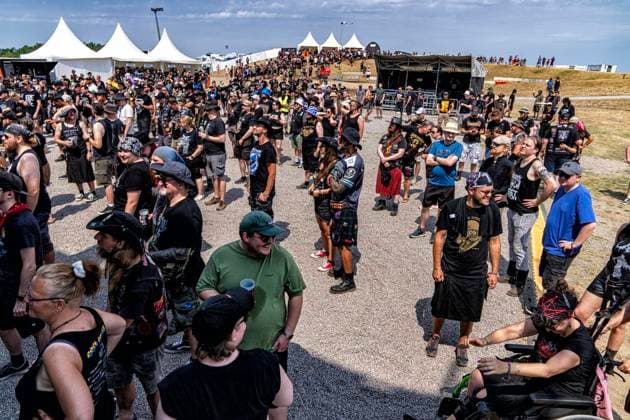 Autakt Dong Open Air 2026 ** NUR FÜR REDAKTIONELLE ZWECKE ** EDITORIAL USE ONLY **<p>Metallfans befinden sich am 16.7.2026 auf der Halde, Norddeutschland in Neukirchen-Vluyn. Es wird das diesjährige Musikfestival veranstaltet und als erstes tritt die Band Aereum auf. Foto : Arnulf Stoffel Funke Foto Services < p> Buntes Deutschland NRW Neukirchen-Vluyn Copyright: ArnulfxStoffel *** Autakt Dong Open Air 2026 ** FOR EDITORIAL PURPOSES ONLY ** EDITORIAL USE ONLY ** p Metal fans will be at the slag heap on July 16, 2026, Neukirchen-Vluyn, Northern Germany. This year’s music festival is taking place there, and the band Aereum is the first to perform. Photo: Arnulf Stoffel, Funke Foto Services p Colorful Germany, North Rhine-Westphalia, Neuki Copyright: ArnulfxStoffel doc86qryd2gog7xr8yp20nh ,EDITORIAL USE ONLY