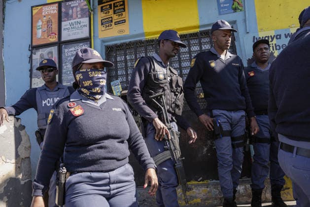 Anti-migrant group holds protest in Johannesburg JOHANNESBURG, SOUTH AFRICA - JULY 16: An anti-migrant group of dozens of people hold a protest in the Alexandra township of Johannesburg, South Africa on July 16, 2026. While some of the demonstrators carried sticks, security forces took precautions along the march route as brief tensions erupted between officers and some of the protesters. Ihsaan Haffejee Anadolu Johannesburg South Africa. Editorial use only. Please get in touch for any other usage.  Copyright: x2026xAnadoluxIhsaanxHaffejeex
