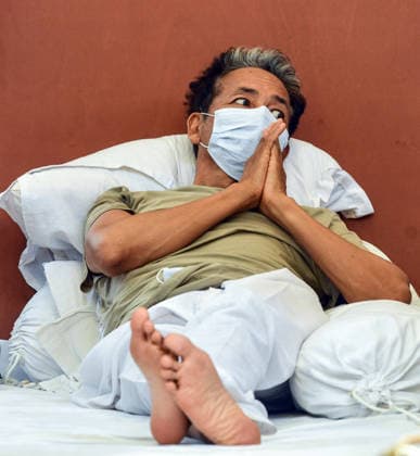 Environmentalist Sonam Wangchuk during his indefinite hunger strike and Cockroach Janata Party s (CJP) protest New Delhi, Jul 16 (ANI): Environmentalist Sonam Wangchuk during his indefinite hunger strike and Cockroach Janata Party s (CJP) protest, demanding the Union Education Minister Dharmendra Pradhan s resignation over alleged examination irregularities and NEET paper leak, at Jantar Mantar, in New Delhi on Thursday. New Delhi Delhi India Copyright: xANIx ANI_20260716379