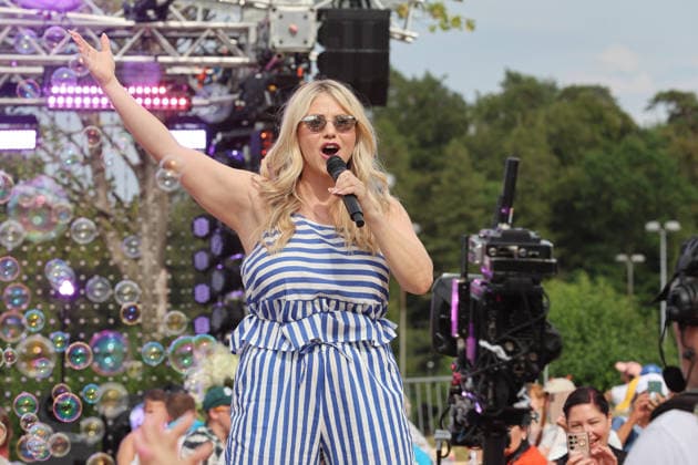 Donnschtig Jass Beatrice Egli 16.07.2026 Horgen ZH, SCHWEIZ, Generalprobe zur TV Sendung Donnschtig Jass mit Saengerin Beatrice Egli *** Donnschtig Jass with Beatrice Egli, July 16, 2026, Horgen, ZH, SWITZERLAND—dress rehearsal for the TV show Donnschtig Jass featuring singer Beatrice Egli 