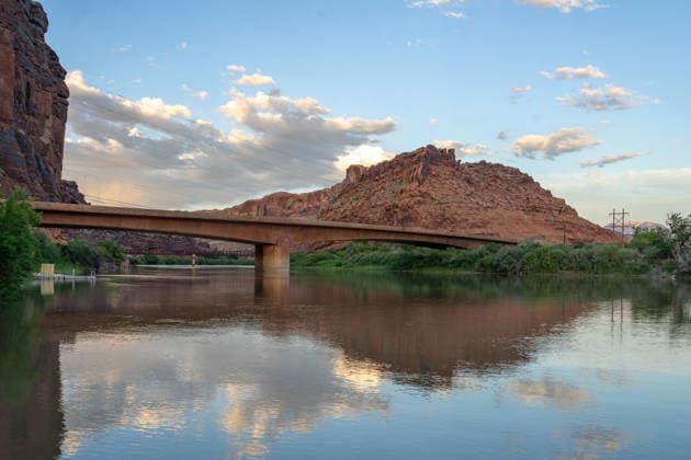Bridges across the Colorado River at Moab, Utah. Moab Colorado River Utah United States Copyright: xJonxG.xFullerx xVWPicsx 5188-JGF-Canyonlands-by-Night-US-UT